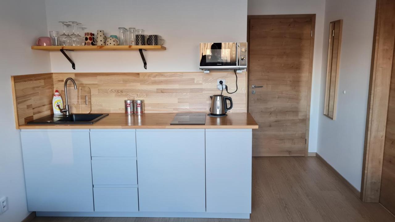 Apartmany Zamecka Jilemnice Exterior foto